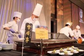 佐土原ナスと宮崎牛の 一口ステーキ 日向夏と麦味噌のソース　by ホテルブエナビスタ　原田総料理長