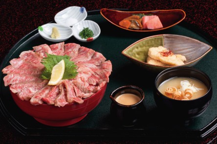 宮崎和牛ステーキ丼御膳　￥6,000