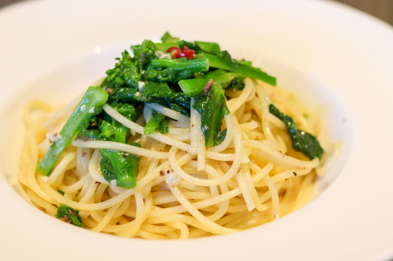 菜の花とアンチョビのパスタの完成！