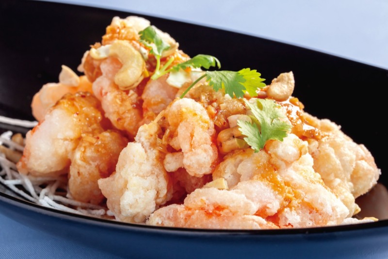 ③大海老の唐揚げ　胡麻ソース掛け　￥2,500