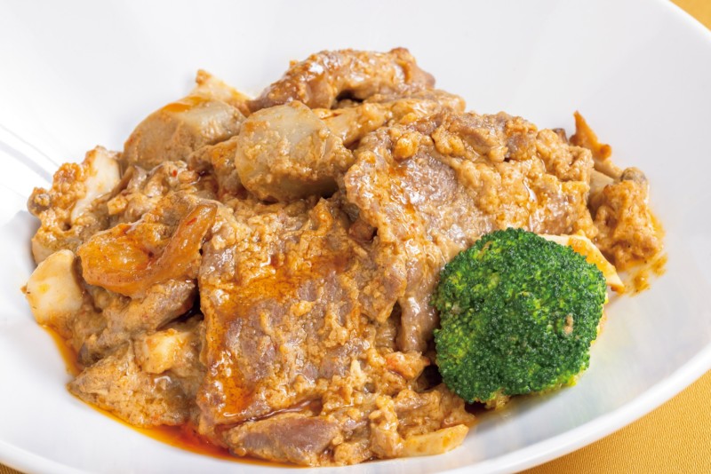 ④信州牛の担々カレー煮込み　￥3,000